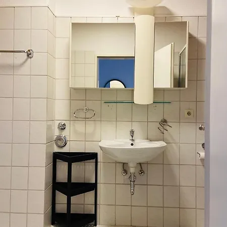Teuto No. 1 Apartment *